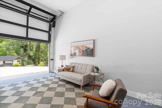 8 Wildwood Park Knoll, Weaverville, NC 28787