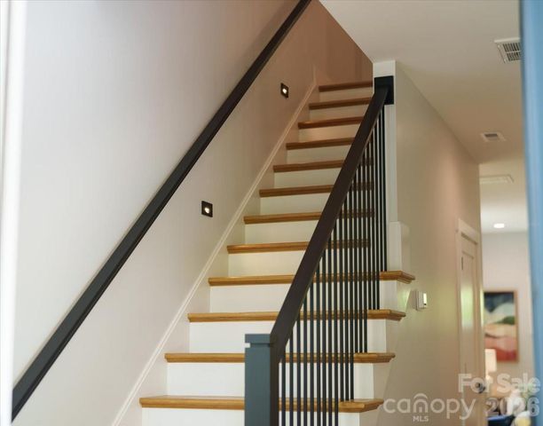 8 Wildwood Park Knoll, Weaverville, NC 28787