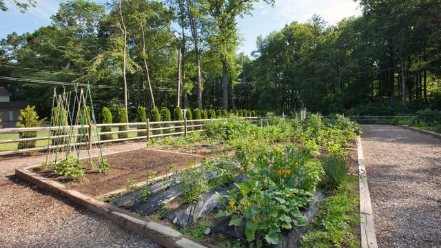 1883 Serene Court, Tracy, CA 95377