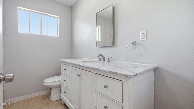 2415 E 114th Street, Los Angeles, CA 90059