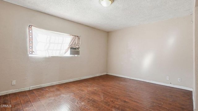 2415 E 114th Street, Los Angeles, CA 90059