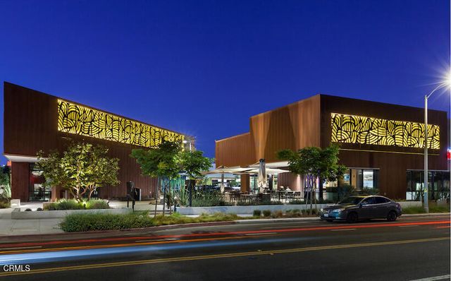 2415 E 114th Street, Los Angeles, CA 90059