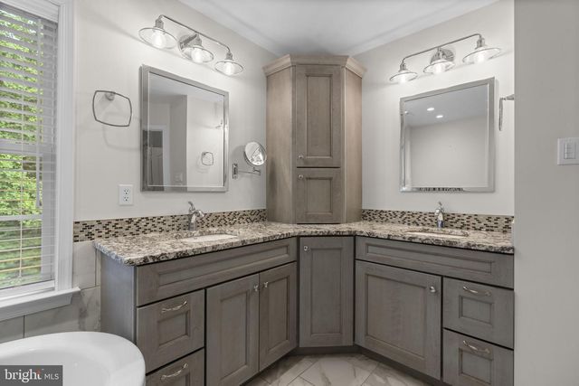 1646 WOODSTOCK RD, Woodstock, MD 21163