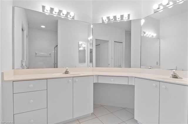 14070 Eagle Ridge Lakes DR 202, Fort Myers, FL 33912