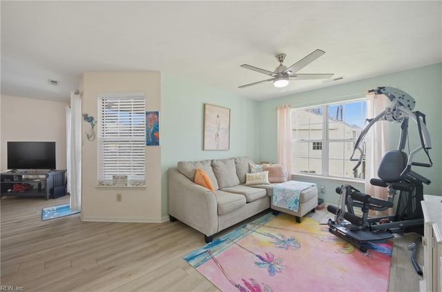 5140 Cypress Point Cir Apt 202, Virginia Beach, VA 23455