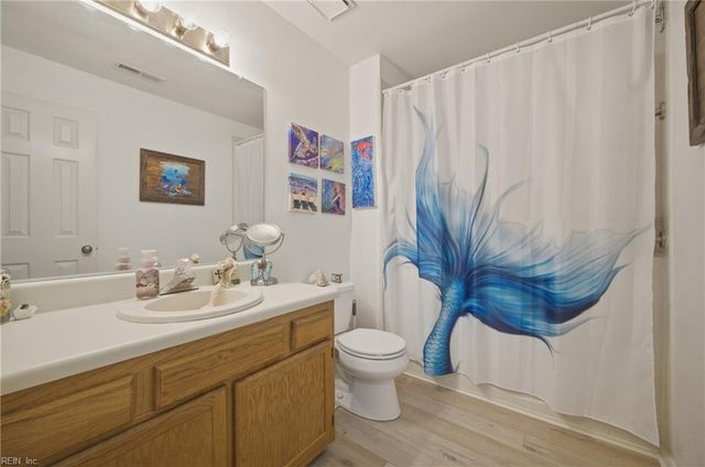 5140 Cypress Point Cir Apt 202, Virginia Beach, VA 23455