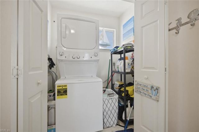 5140 Cypress Point Cir Apt 202, Virginia Beach, VA 23455