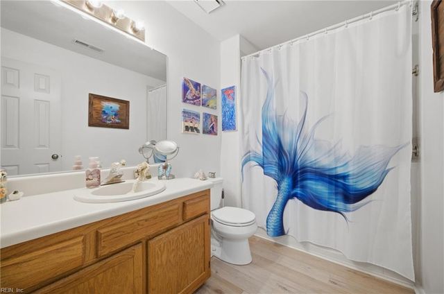 5140 Cypress Point Cir Apt 202, Virginia Beach, VA 23455