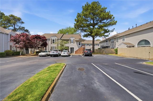 5140 Cypress Point Cir Apt 202, Virginia Beach, VA 23455