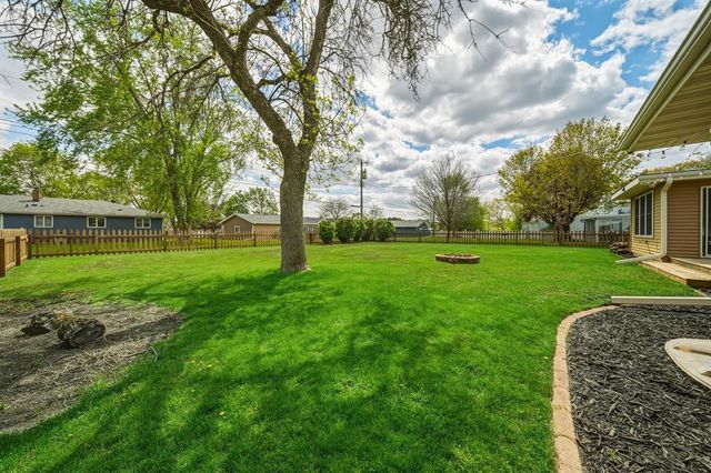 2007 Grandview Drive, Eau Claire, WI 54703
