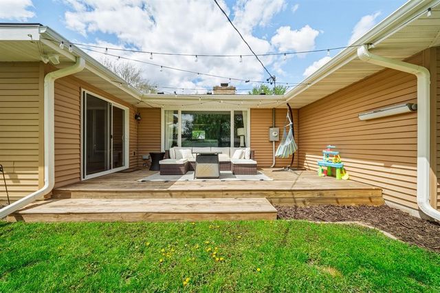 2007 Grandview Drive, Eau Claire, WI 54703