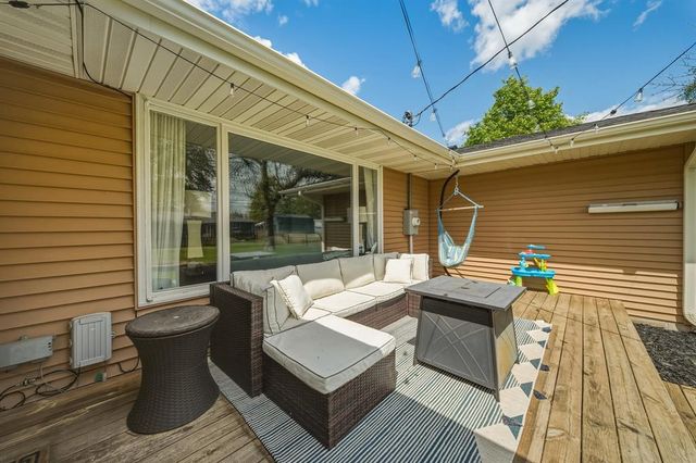 2007 Grandview Drive, Eau Claire, WI 54703