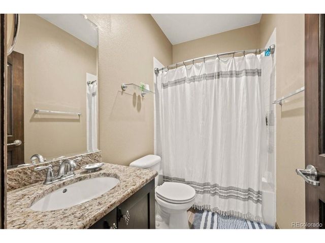 1313 Single Tree Ln, Erie, CO 80516