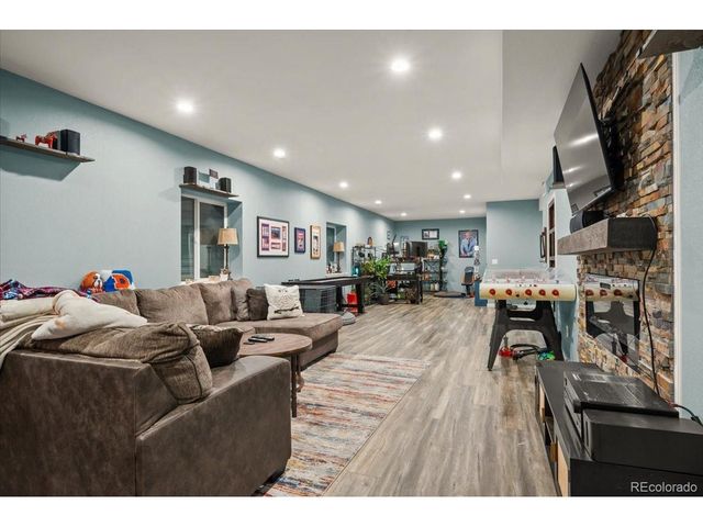 1313 Single Tree Ln, Erie, CO 80516