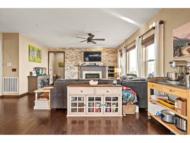 1313 Single Tree Ln, Erie, CO 80516