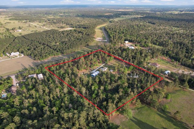 94 Fm 3179 Road, Huntsville, TX 77340