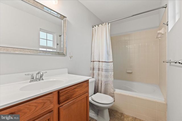 3108 KING RICHARDS CT S, York, PA 17408