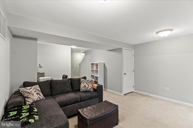 3108 KING RICHARDS CT S, York, PA 17408