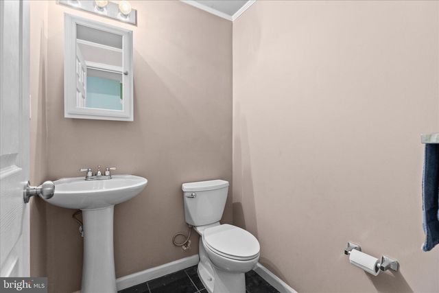 3108 KING RICHARDS CT S, York, PA 17408