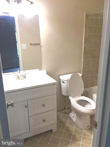 5324 KING CHARLES WAY, Bethesda, MD 20814