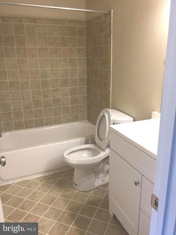 5324 KING CHARLES WAY, Bethesda, MD 20814