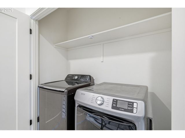 1209 N WINCHELL St 4, Portland, OR 97217