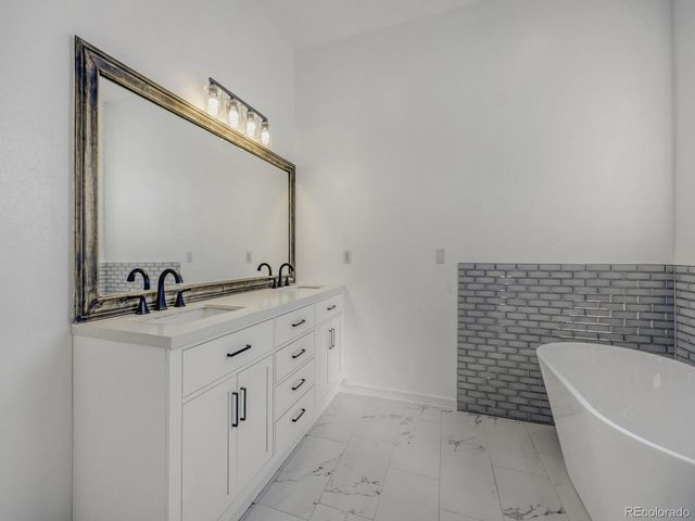 10507 Salida St, Commerce City, CO 80022