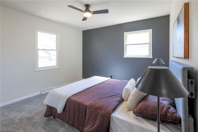 9844 N Cherry Street, Kansas City, MO 64155