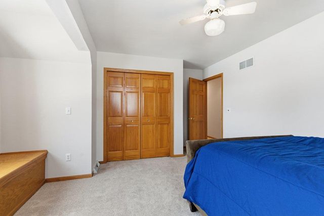 925 Lexington Way, Waunakee, WI 53597