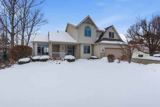 925 Lexington Way, Waunakee, WI 53597