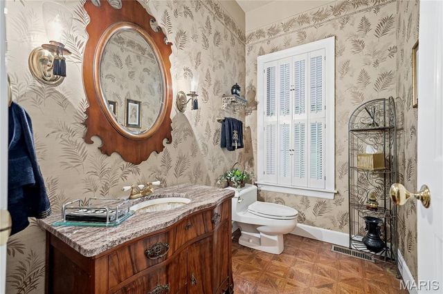 9767 Fall Ridge Trail, Sunset Hills, MO 63127