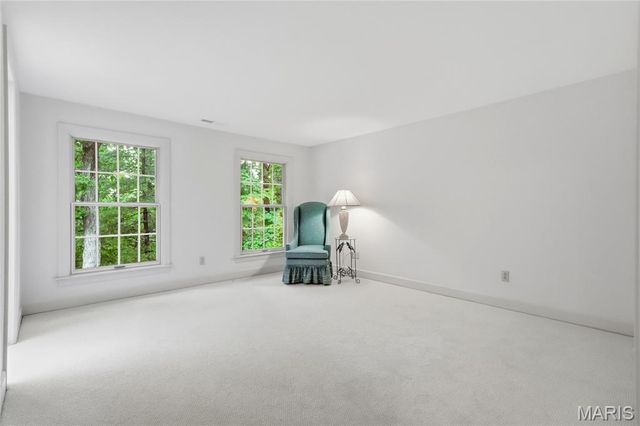 9767 Fall Ridge Trail, Sunset Hills, MO 63127