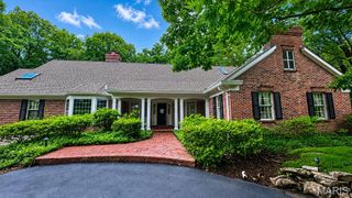 9767 Fall Ridge Trail, Sunset Hills, MO 63127