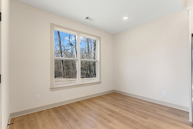 33 ROSE BUSH ST, Munford, TN 38058