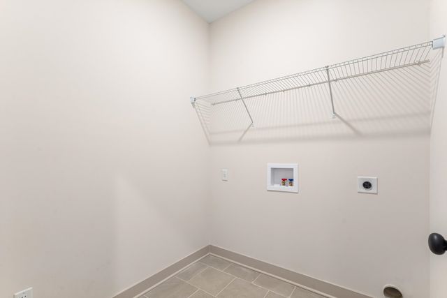 33 ROSE BUSH ST, Munford, TN 38058