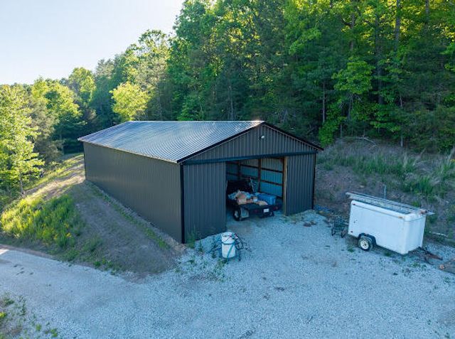 3801 KY-1071, Tyner, KY 40486