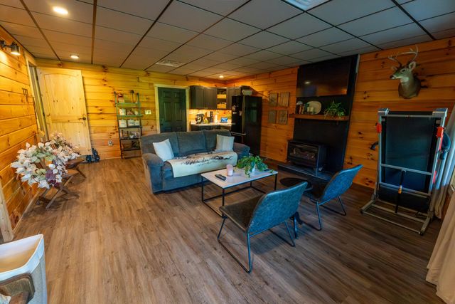 3801 KY-1071, Tyner, KY 40486