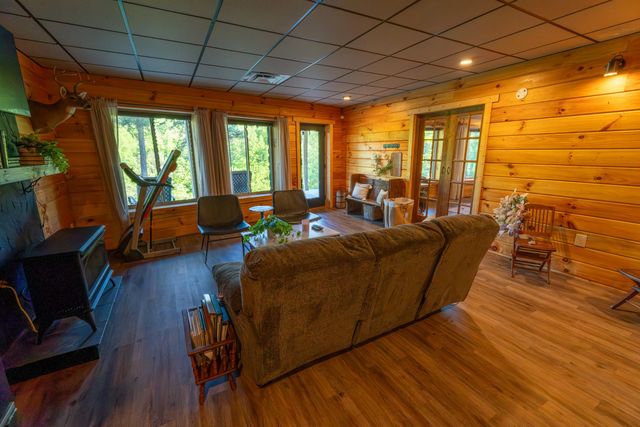 3801 KY-1071, Tyner, KY 40486