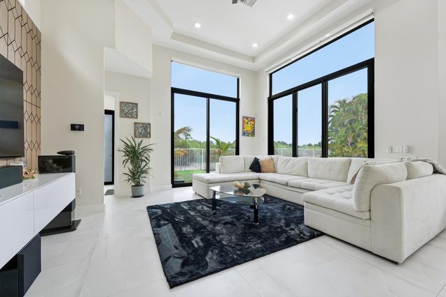 2601 Treanor Terrace, Wellington, FL 33414