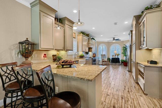 130 Cayuga Trail, Lake Kiowa, TX 76240