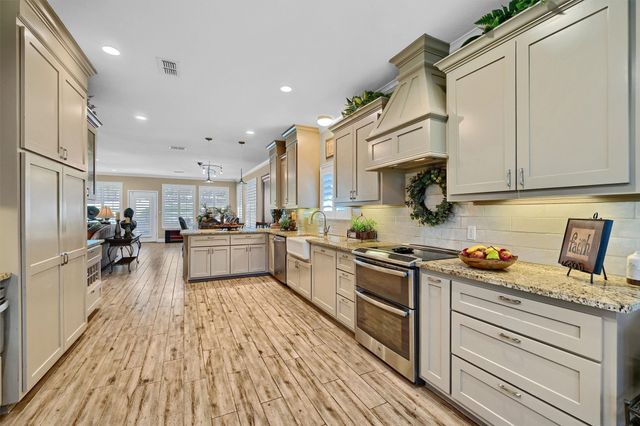 130 Cayuga Trail, Lake Kiowa, TX 76240