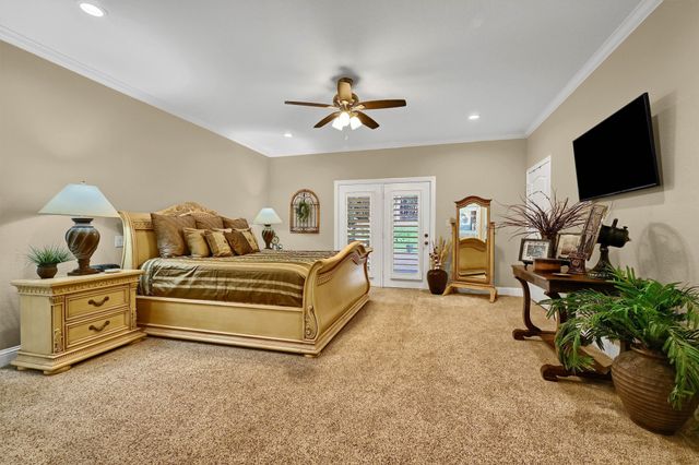 130 Cayuga Trail, Lake Kiowa, TX 76240