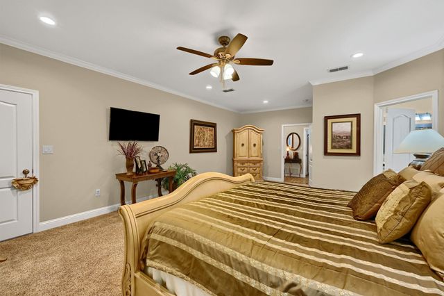 130 Cayuga Trail, Lake Kiowa, TX 76240