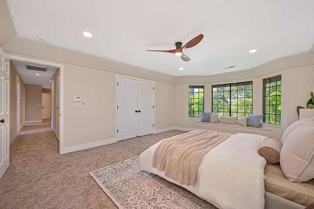 898 Lake Front Dr, Sacramento, CA 95831