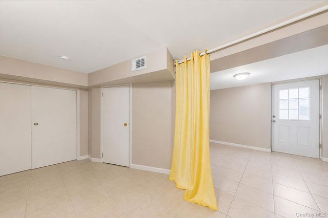 135 Clayton Street, Central Islip, NY 11722