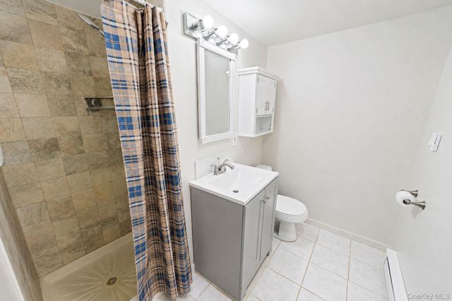 135 Clayton Street, Central Islip, NY 11722