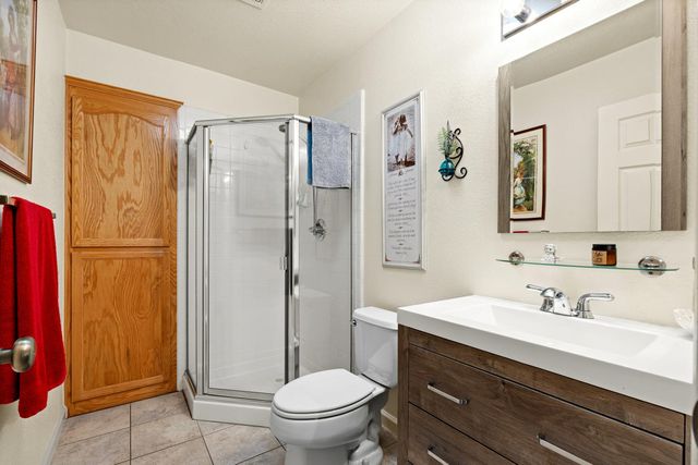 984 Tannehill Dr, Manteca, CA 95337