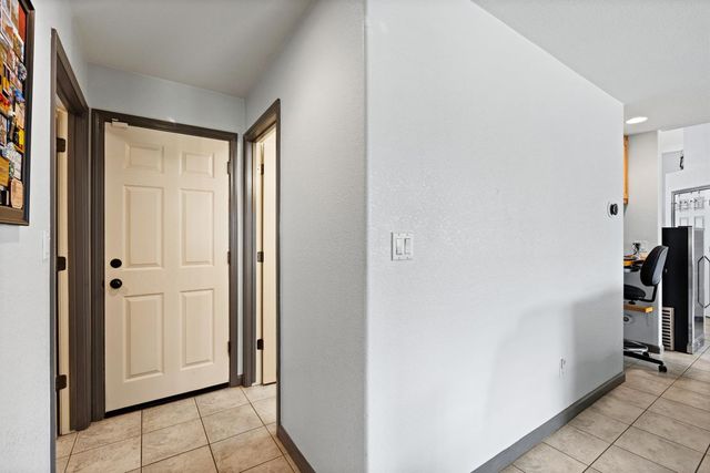 984 Tannehill Dr, Manteca, CA 95337