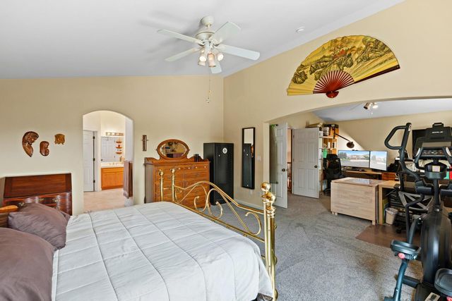 984 Tannehill Dr, Manteca, CA 95337