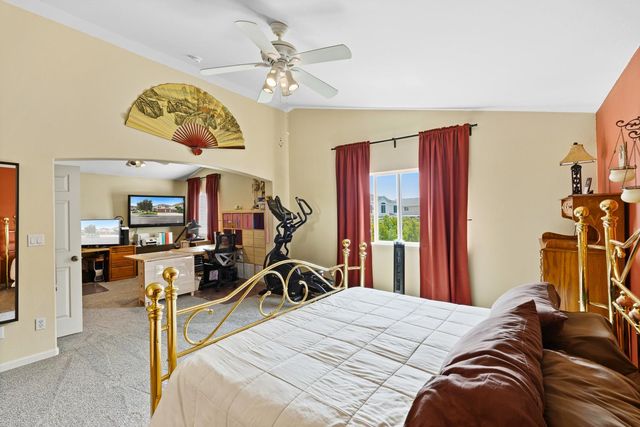 984 Tannehill Dr, Manteca, CA 95337